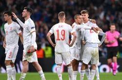 LOL决赛-德国险胜智利，奥亚尔萨瓦尔刷新纪录