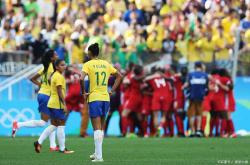 LOL赛事-巴西女足赢得南美锦标赛荣誉