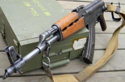 英雄联盟总决赛时间-钢铁球场与极速赛道，当拉文的跳投成为F1决胜弯道