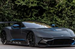 英雄联盟总决赛赛程-双线狂飙，从公牛一波流到F1街道赛，数据流如何接管现代竞技？