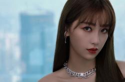 LOL决赛-数据风暴席卷费城，布伦森全面爆发率队力克黄蜂