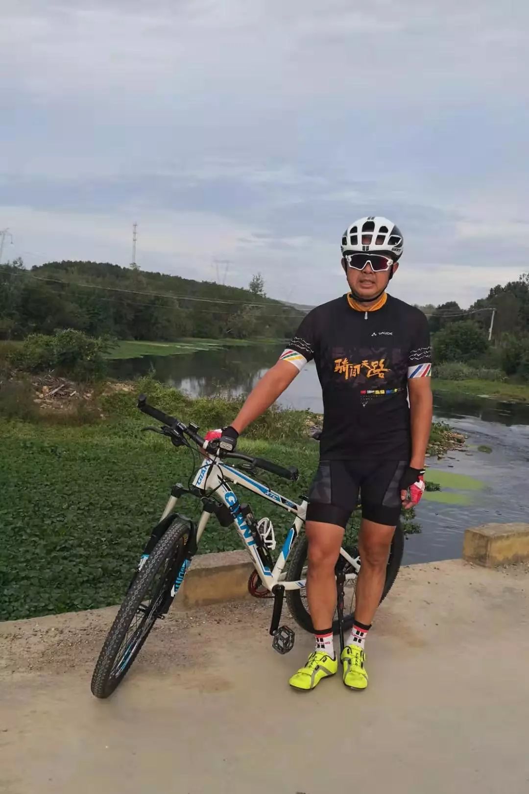 关于波尔多成功逆转比赛，勇往直前的信息