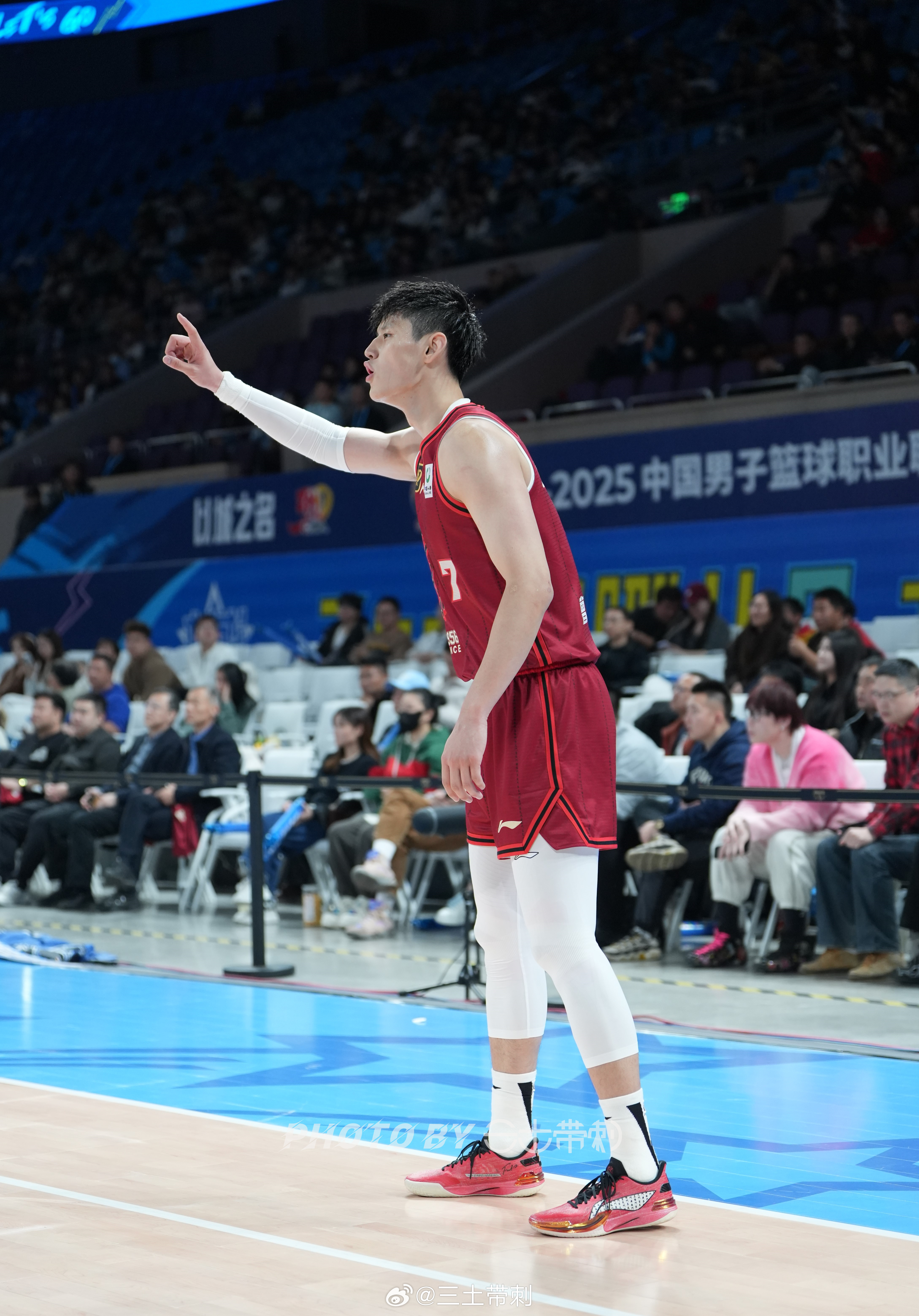 天津男篮连胜三场，士气高涨备战下一轮比赛的简单介绍