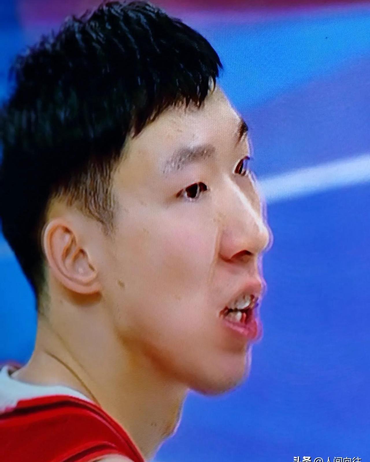 关于热火前锋周琦在场上展现多面手实力的信息 关于热火前锋周琦在场上展现多面手实力的信息