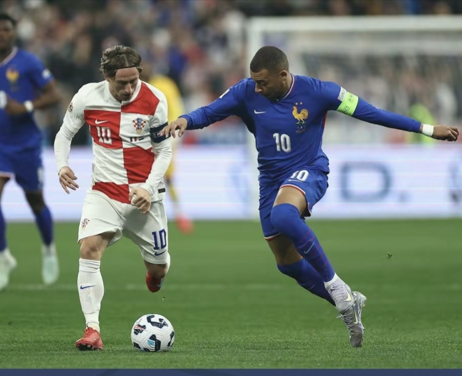 包含荷兰憾负法国无缘欧国联半决赛的词条