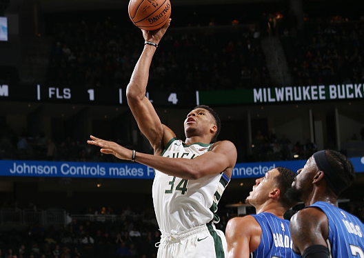 席尼斯主场憾负，球队需寻找突破口的简单介绍