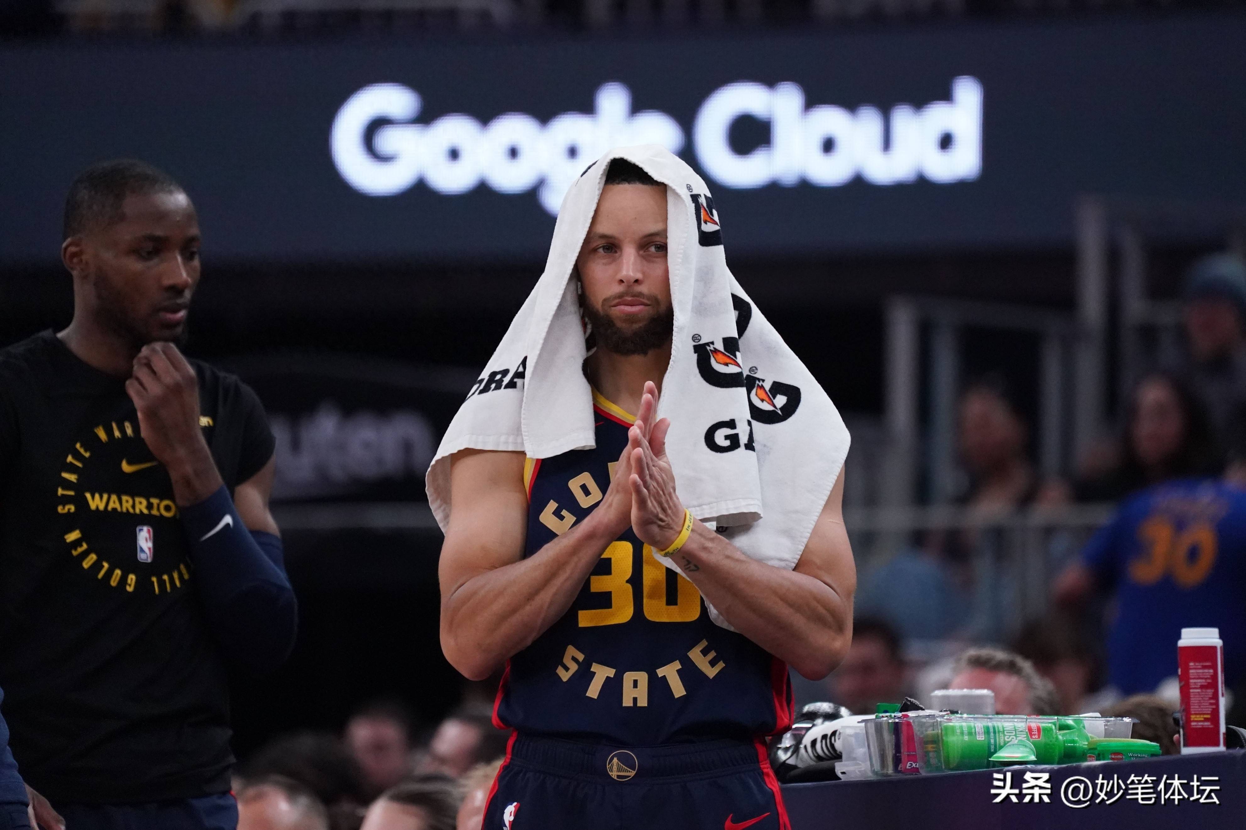 篮球战术调整奏效，成功扭转局势的简单介绍