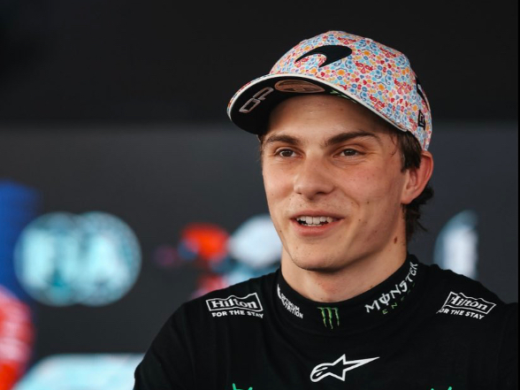 梅赛德斯险胜索伯车队,皮亚斯特里高光表现 梅赛德斯险胜索伯车队,皮亚斯特里高光表现