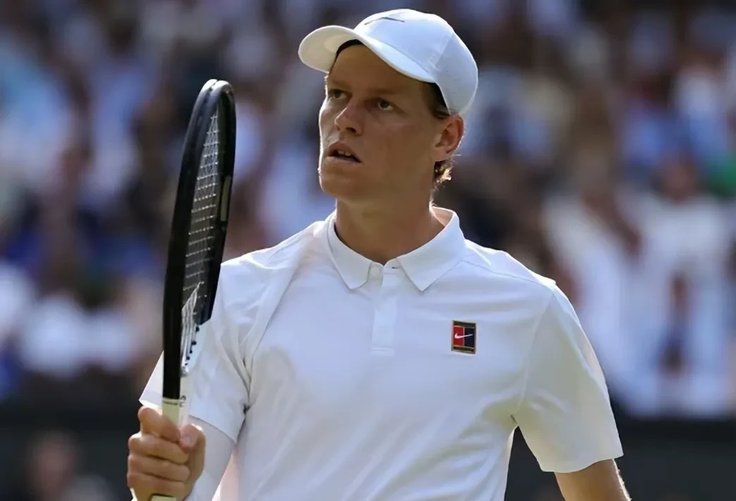 拉沃尔杯轻取蒙特卡洛大师赛，辛纳扛起全队