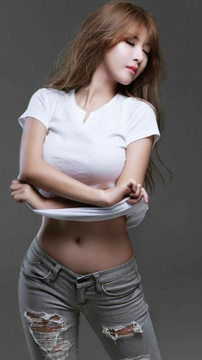 碾压之战的唯一注脚,当苏亚雷斯的锋芒,成为世界杯积分榜上最冷酷的标尺